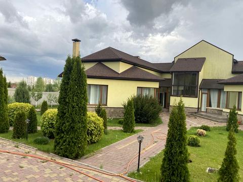 будинок за адресою Ягідна, 19
