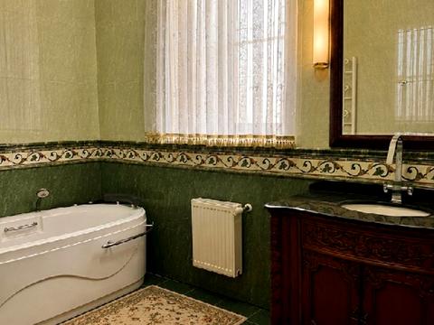 будинок за адресою Бернардацці вул. (Красних Зір)