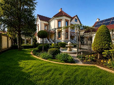 будинок за адресою Бернардацці вул. (Красних Зір)