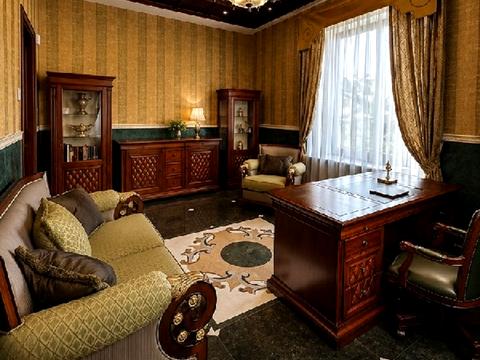 будинок за адресою Бернардацці вул. (Красних Зір)