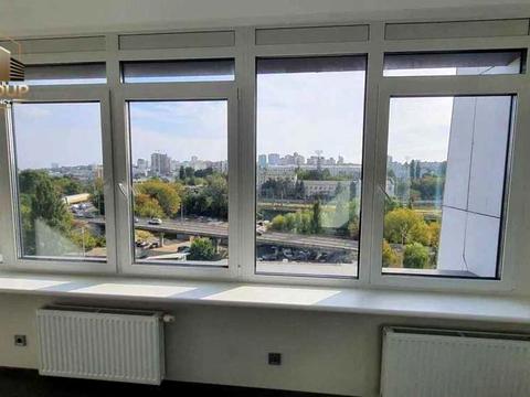 коммерческая по адресу Берестейский пер. (Брест-Литовский), 11 к2