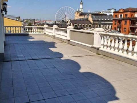 комерційна за адресою Петра Сагайдачного вул., 33