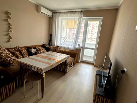 квартира за адресою Рубіновий бульв., 5