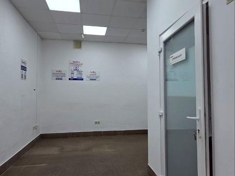 комерційна за адресою Івана Миколайчука вул., 6