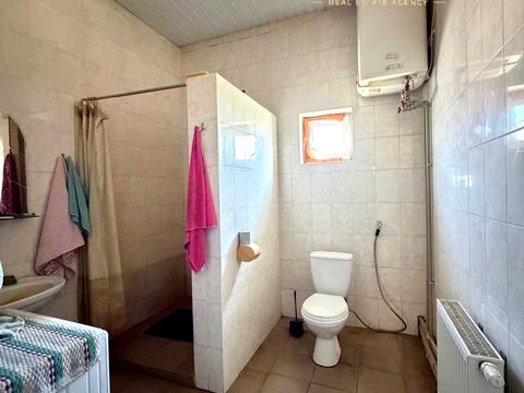 коммерческая по адресу Добросусідська, 17