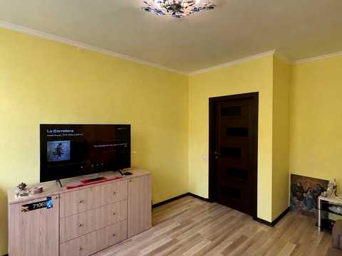 квартира за адресою Роксоляни вул., 43-Б