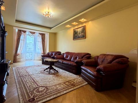 квартира за адресою Плугова вул., 8а