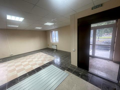 комерційна за адресою Новомостицька вул., 15