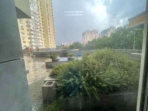 комерційна за адресою Новомостицька вул., 15