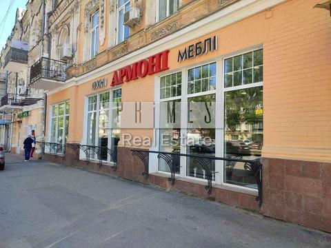 коммерческая по адресу Верхній Вал ул., 30