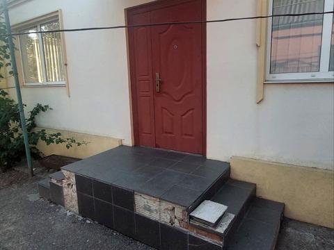 будинок за адресою Віталія Скакуна, 1