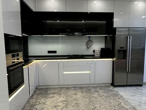 квартира по адресу Червоной Калины просп., 64