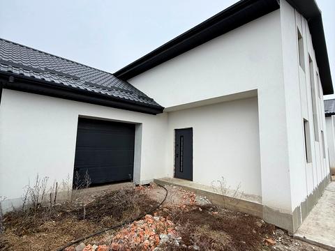 дом по адресу Лесі Українки ул., 112