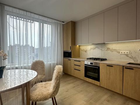 квартира за адресою Степана Бандери вул., (Будинок 5)