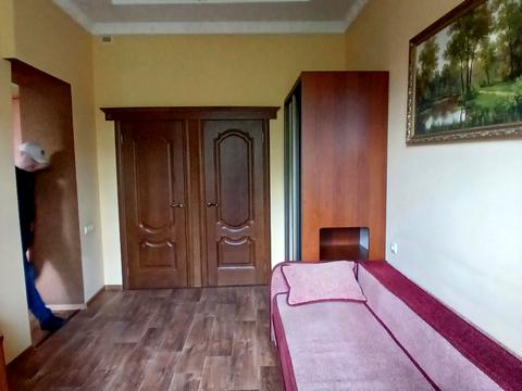квартира за адресою Шептицьких вул., 20