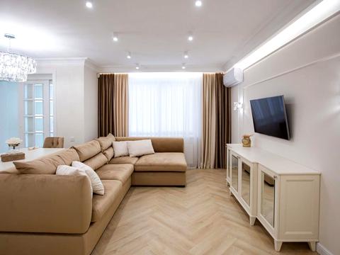 квартира за адресою Панаса Мирного вул., 1