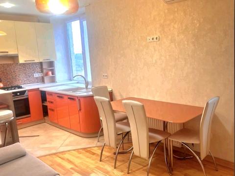 квартира за адресою Паркова вул., 77/1