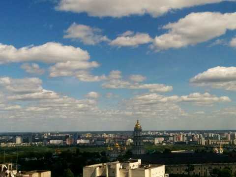 комерційна за адресою Київ, Князів Острозьких вул. (Московська), 32/2