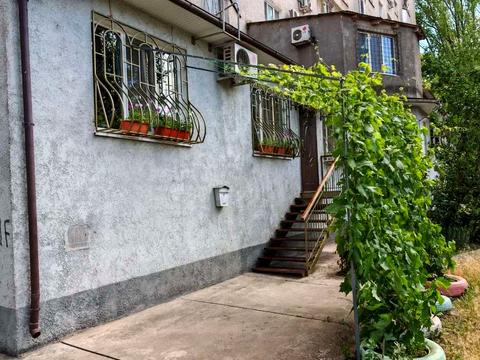 квартира за адресою Жоліо Кюрі вул., 22