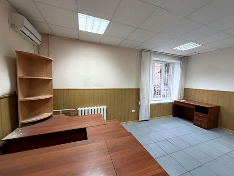 комерційна за адресою Михайла Бойчука вул. (Кіквідзе), 17-А