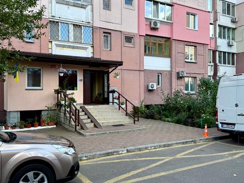 квартира по адресу Олены Пчилки ул., 4