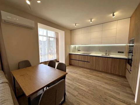 квартира за адресою Макогона вул., 23