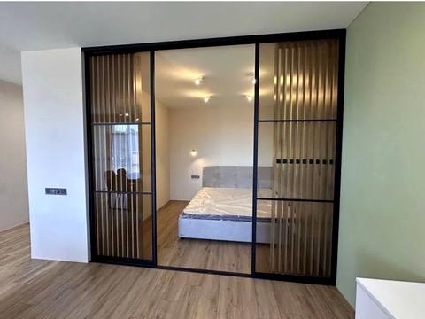 квартира за адресою Макогона вул., 23