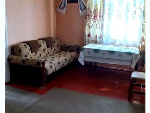 будинок за адресою с. Варковичі, на Дворці