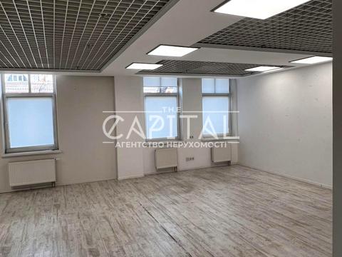 комерційна за адресою Володимира Жаботинського вул. (Муромська), 38
