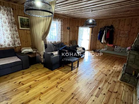 будинок за адресою Молодіжна