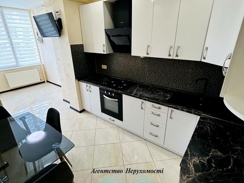 квартира по адресу Андрія Малишка ул. (Льва Толстого), 102