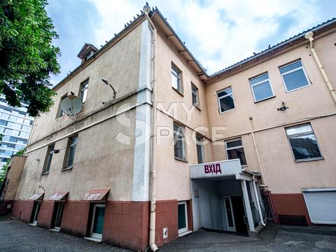 комерційна за адресою Бульварно-Кудрявська вул. (Воровського), 37/14