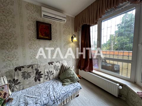 квартира за адресою Разумовська вул., 10/12