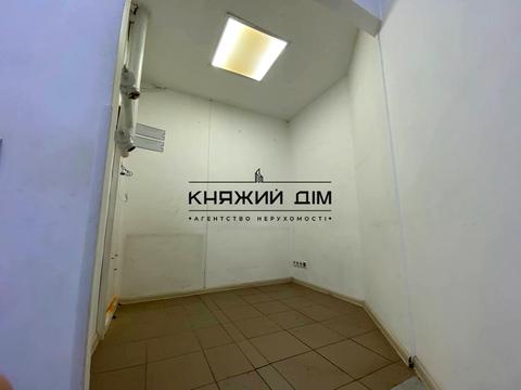 коммерческая по адресу Раисы Окипной ул., 10-А