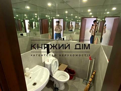 коммерческая по адресу Раисы Окипной ул., 10-А