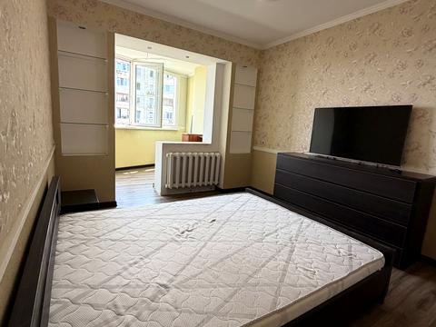 квартира за адресою Євгена Чикаленка вул., 59
