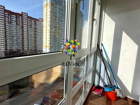 квартира за адресою Софії Русової вул., 7