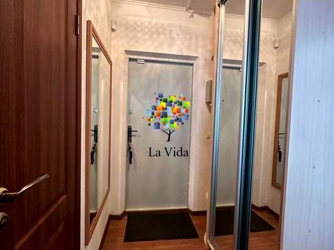 квартира за адресою Софії Русової вул., 7