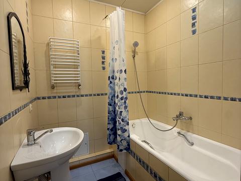 квартира за адресою Глібова вул., 24а
