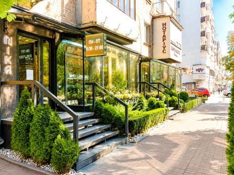 комерційна за адресою Київ, Лесі Українки бульв., 15
