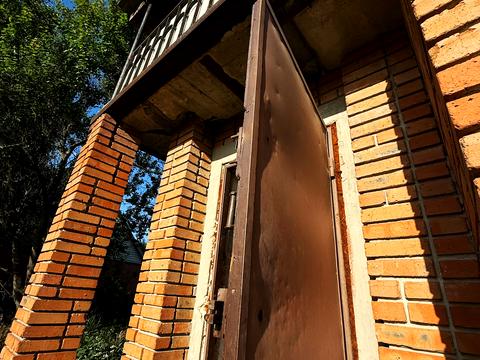 будинок за адресою Колійна вул. (Вороніна), 118