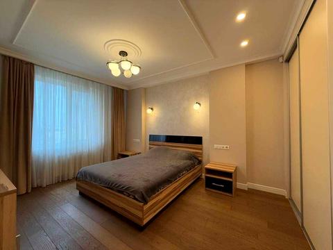 квартира за адресою Дмитрівська вул., 75