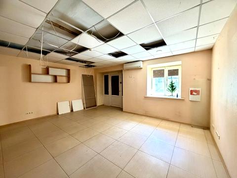 коммерческая по адресу Строителей ул., 10