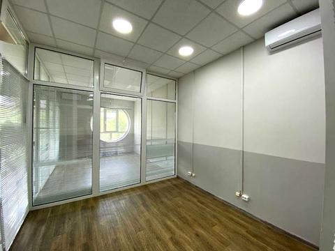 коммерческая по адресу Кловский спуск, 7a