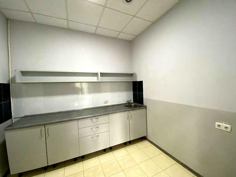 коммерческая по адресу Кловский спуск, 7a