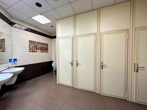 комерційна за адресою Кловський узвіз, 7a