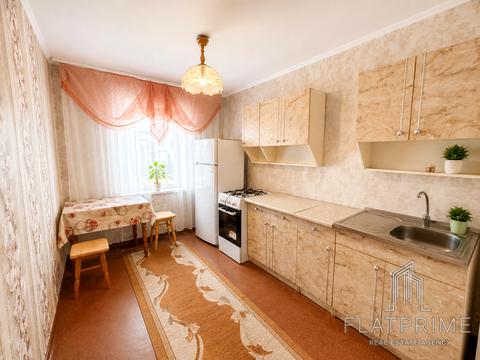квартира за адресою Академіка Єфремова вул. (Командарма Уборевича), 7