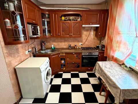 квартира за адресою Чернігів, Курсанта Єськова вул., 10 корпус 1