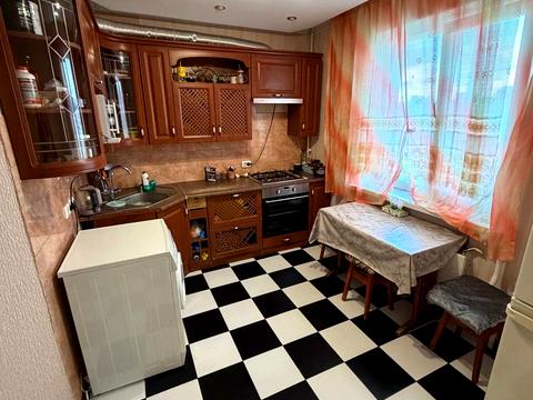 квартира за адресою Чернігів, Курсанта Єськова вул., 10 корпус 1