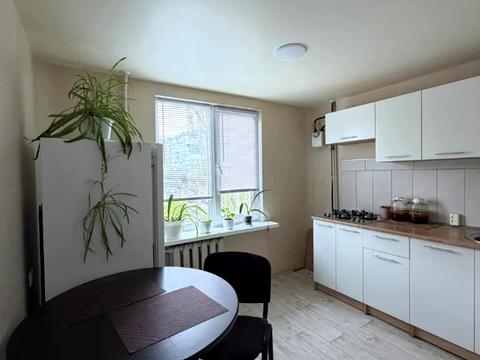 квартира за адресою Кирила Осьмака вул. (20-річчя Перемоги), 8